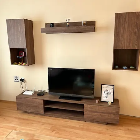 Nice, Spacious And Cozy Szófia