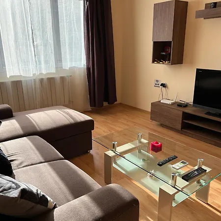 Nice, Spacious And Cozy * Sófia