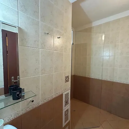 Nice, Spacious And Cozy *