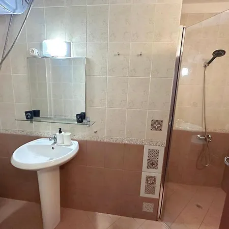 Nice, Spacious And Cozy Apartmán *