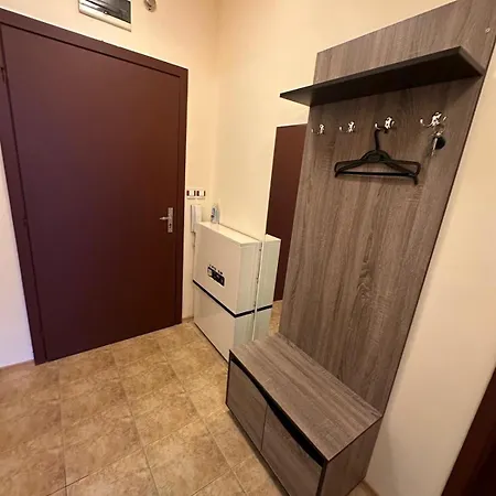 דירה Nice, Spacious And Cozy סופיה