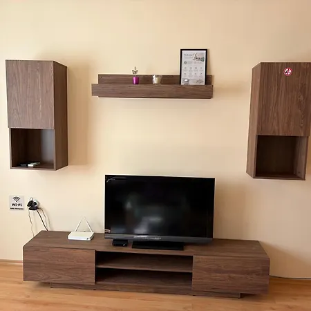 דירה Nice, Spacious And Cozy *