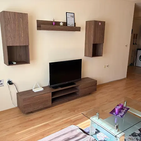דירה Nice, Spacious And Cozy *