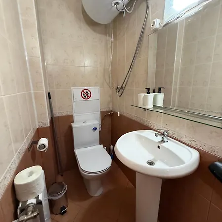 Nice, Spacious And Cozy * סופיה