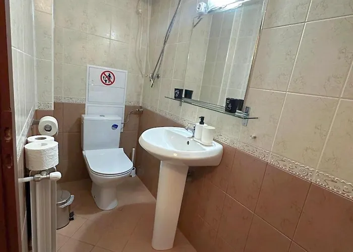 Lejlighed Nice, Spacious And Cozy *